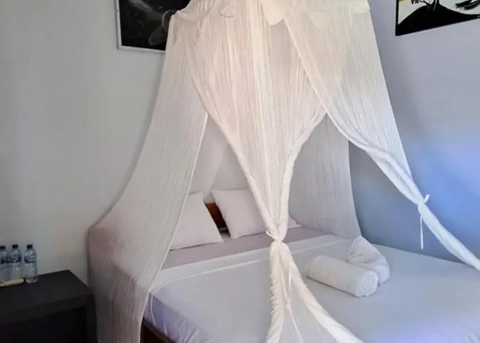 Nirvana Bungalow\'S